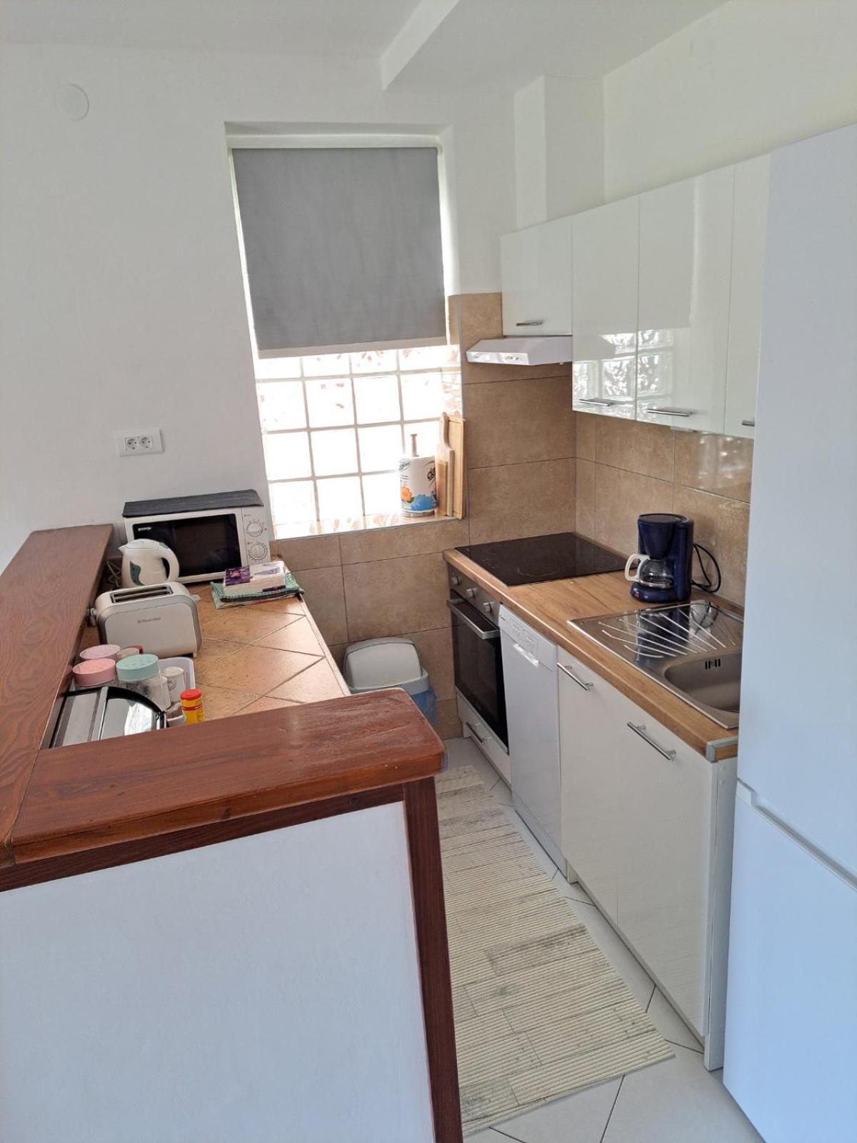 Apartments Finera Pomer Exterior photo